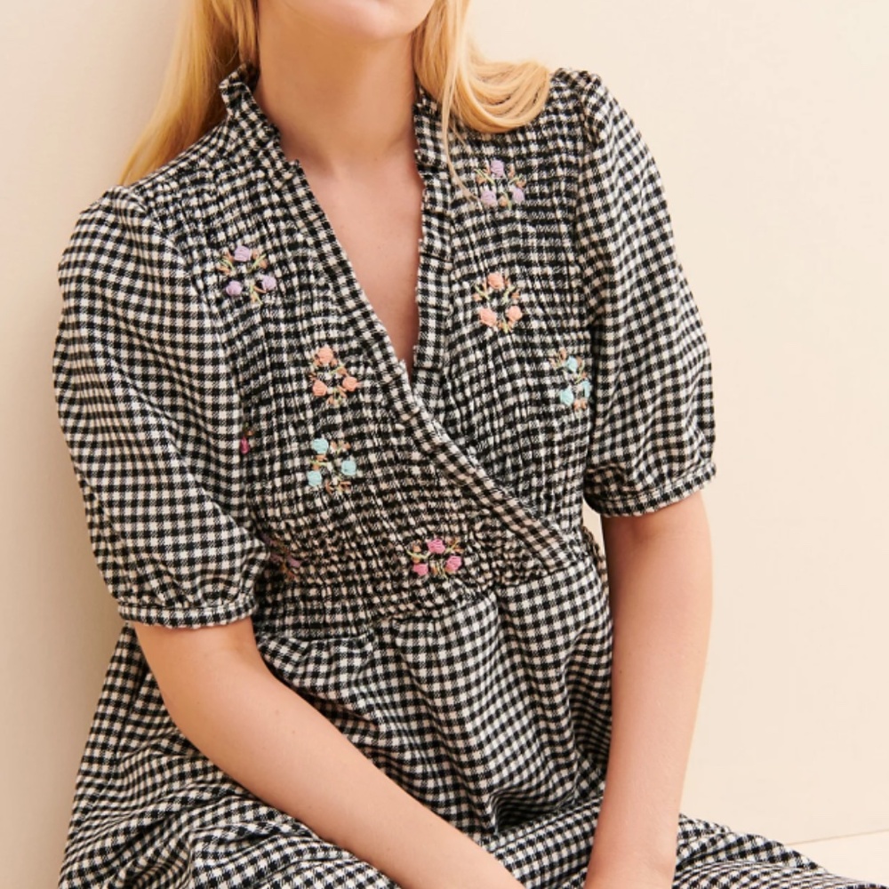 TACH Adelfa Smocked Dress, size M - Picture 4 of 8